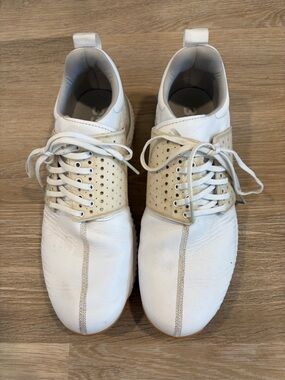 Men's Adidas Bounce White Leather Lace-Up Golf Shoes with Cream Perforated
